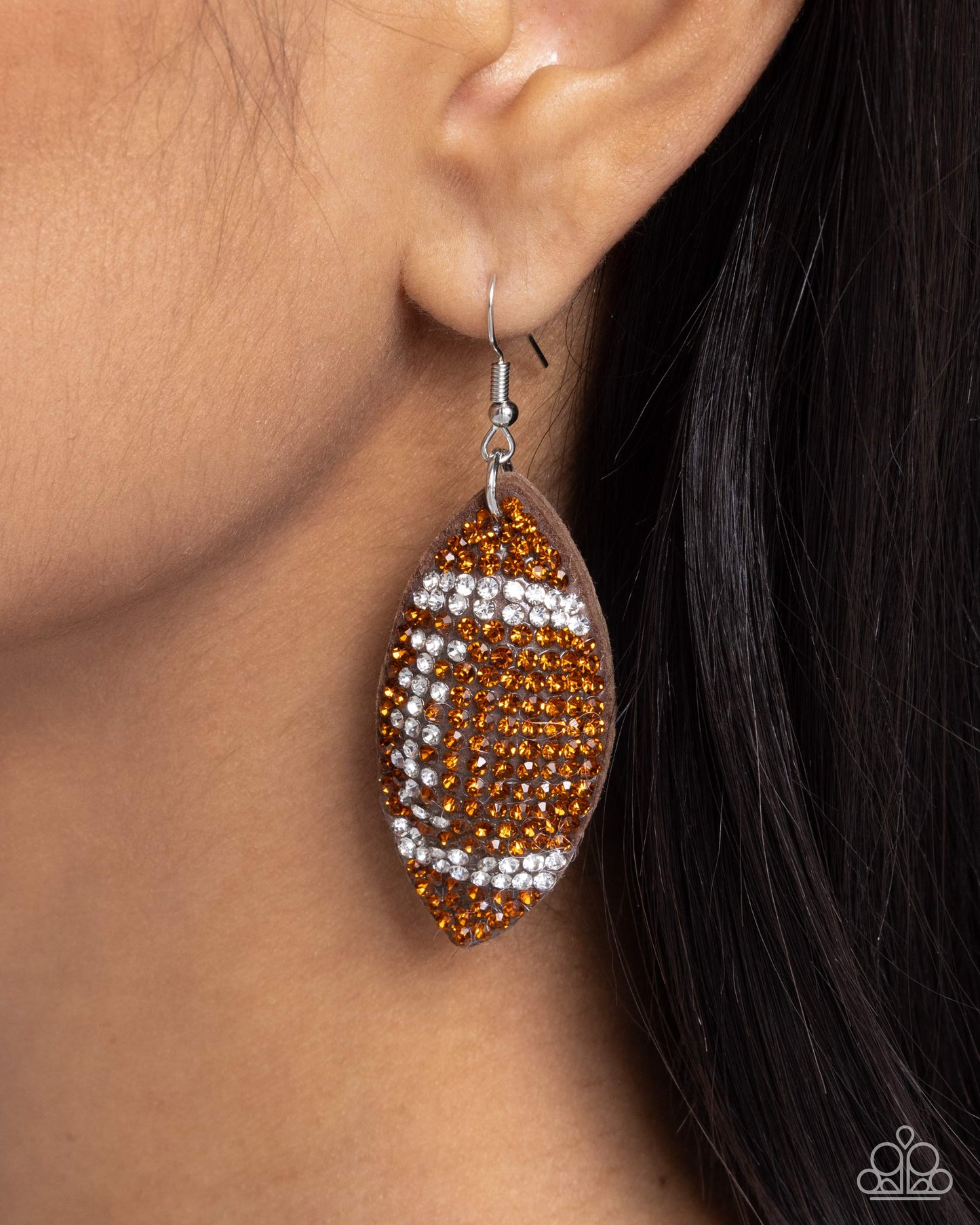 Thrilling Touchdown - Brown. Cheer Captain- Black Paparazzi Earring Bundle.