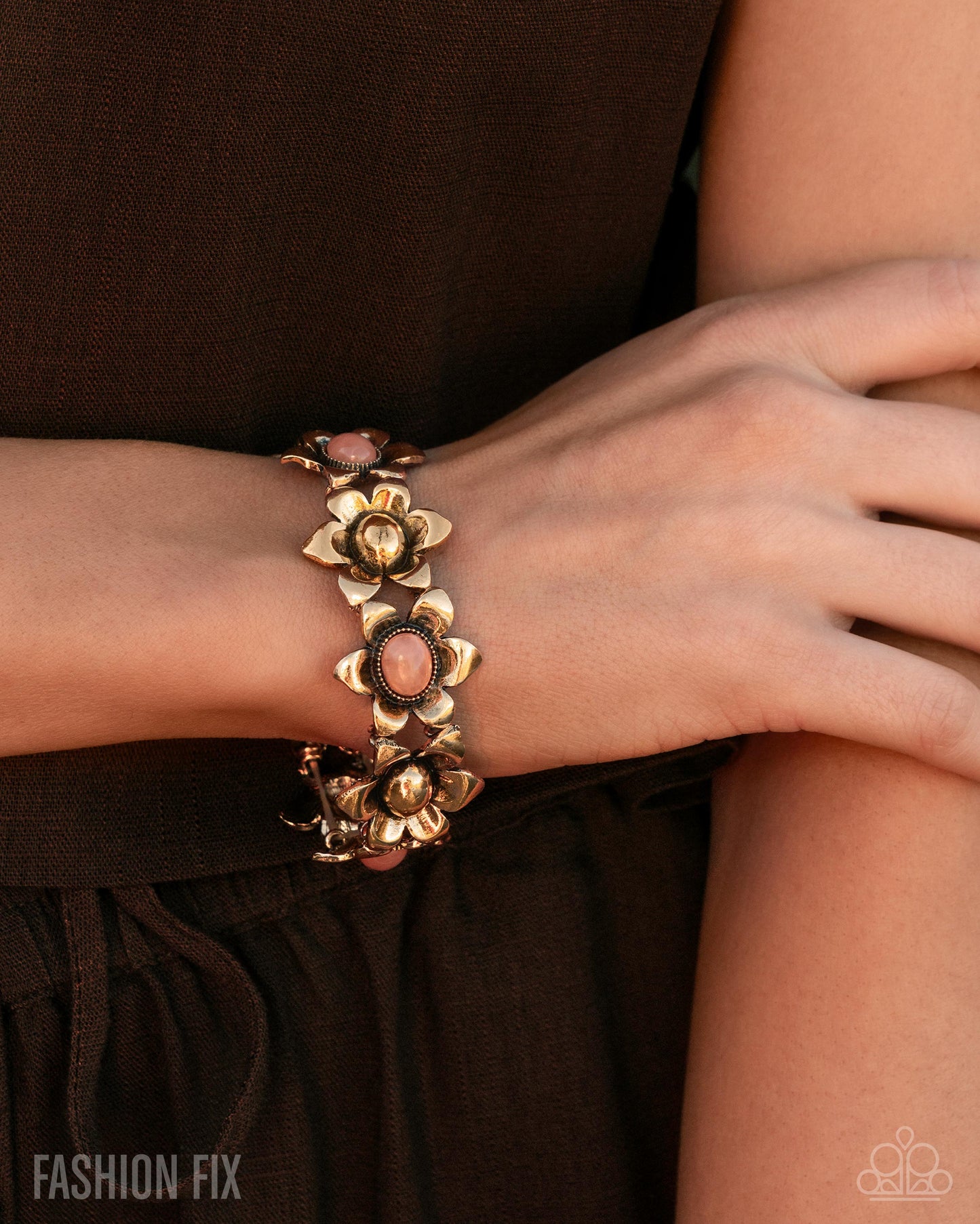 Glimpses of Malibu - Complete Trend Blend Necklace: "Earnest Elevation - Multi"
