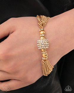 Dominant Dignity - 3 Piece Fashion Fix Set