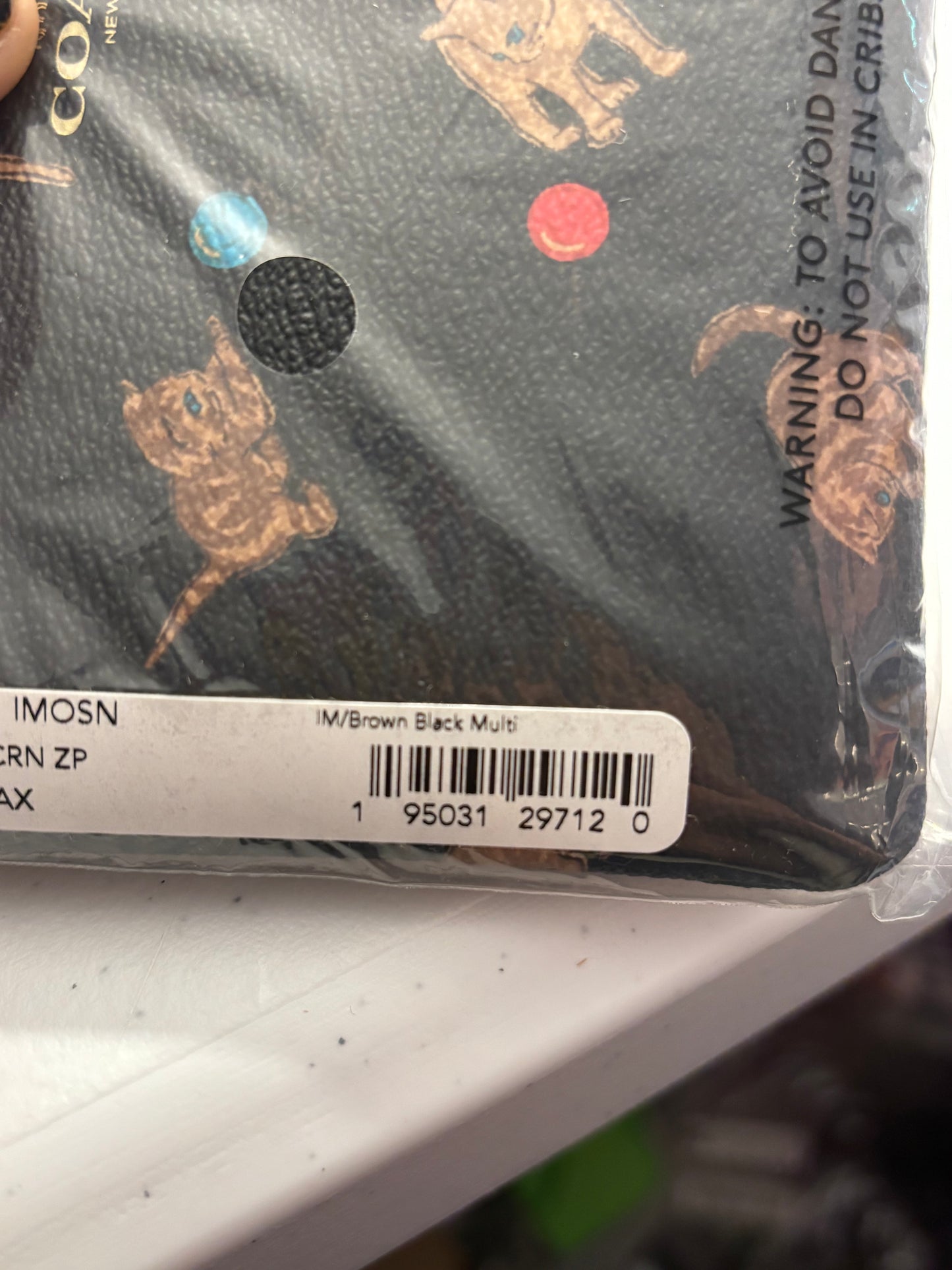 Coach Women's Corner Zip Wristlet Signature Cat Print