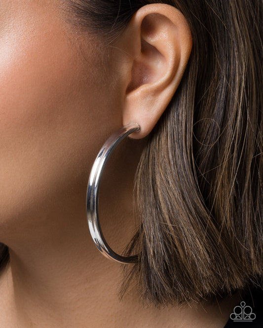 Sleek Staple - Silver