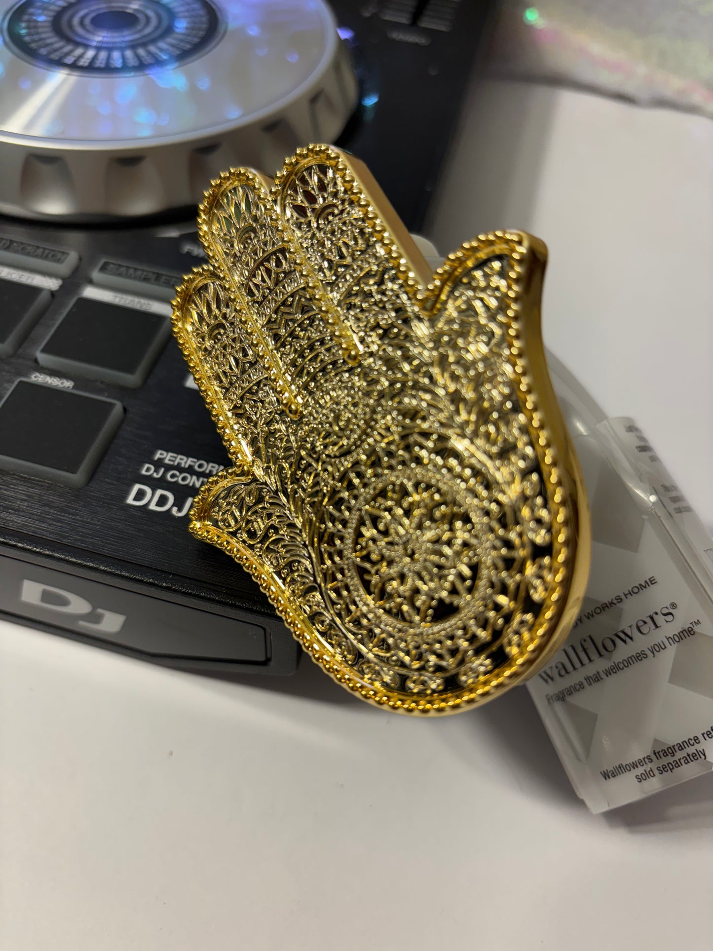 ✨ Rare Find: Limited Edition Golden Hamsa Wallflower ✨