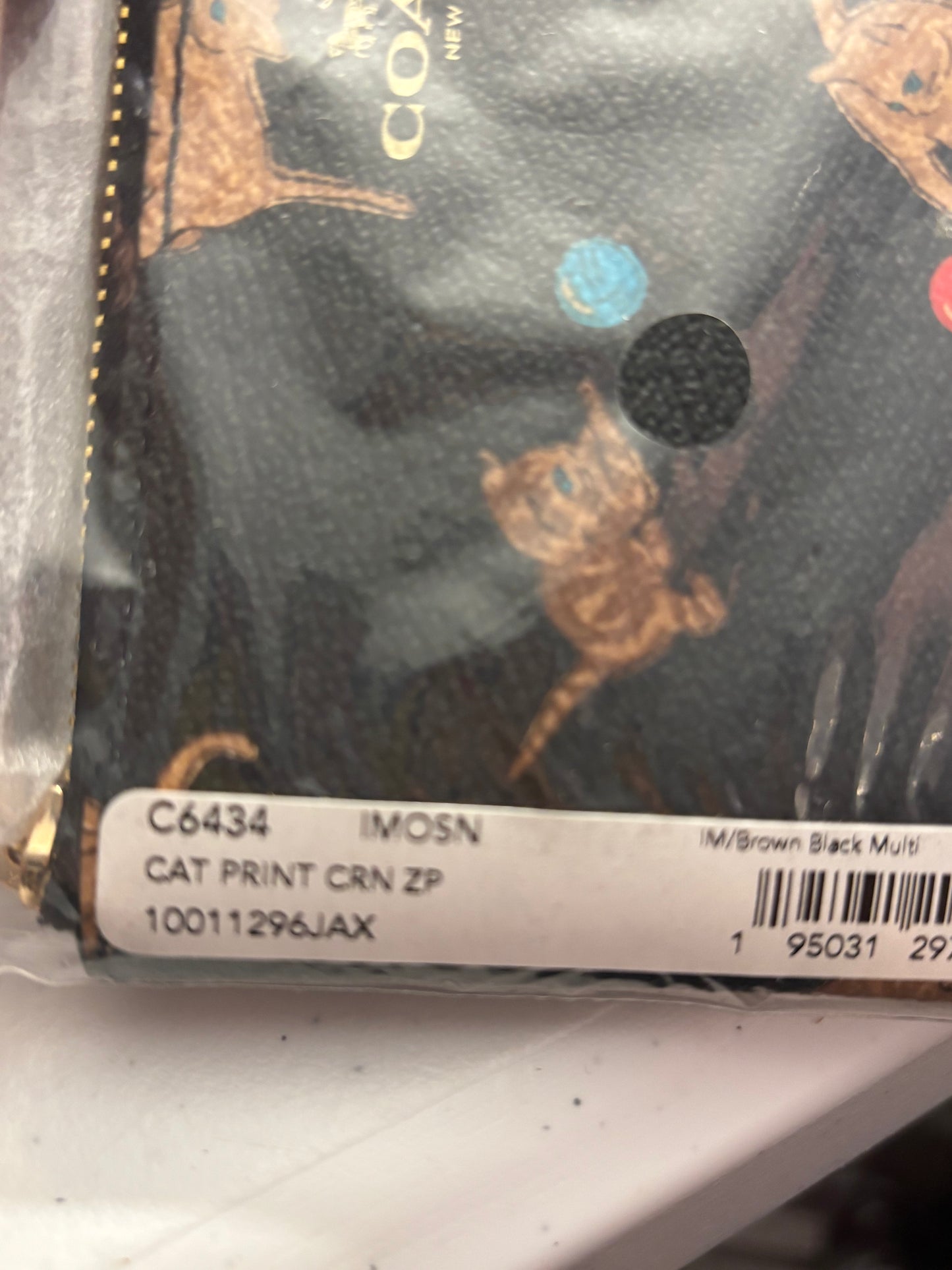 Coach Women's Corner Zip Wristlet Signature Cat Print